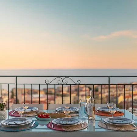 Magnifique D'époque, Avec Vue Imprenable Sur Et La Mer