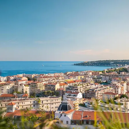 Villa Magnifique D'époque, Avec Vue Imprenable Sur Et La Mer *